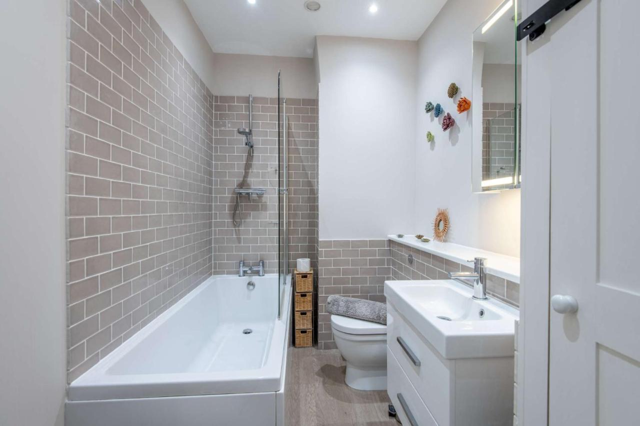 Passiflora Cottage 斯沃尼奇 外观 照片